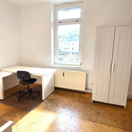 Grosszuegige Altbauwohnung Mitten In Der ميشيده