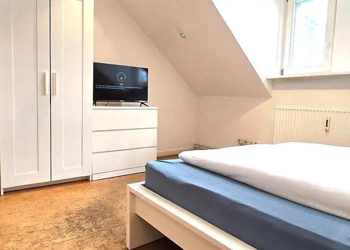 Grosszuegige Altbauwohnung Mitten In Der *