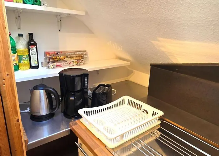 Grosszuegige Altbauwohnung Mitten In Der